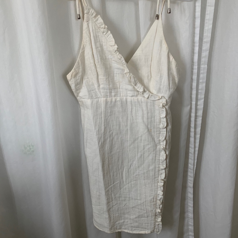 White asymmetrical summer dress size xs
